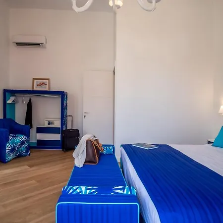 Sea View Luxury דירה